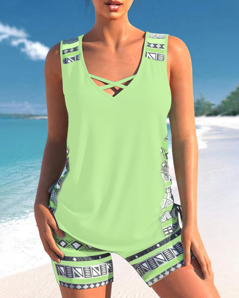 Tankini's met V-hals en geometrische print